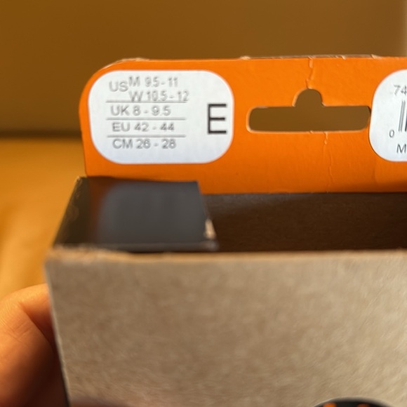 Superfeet Orange Insoles for Men or Women - Picture 5 of 5